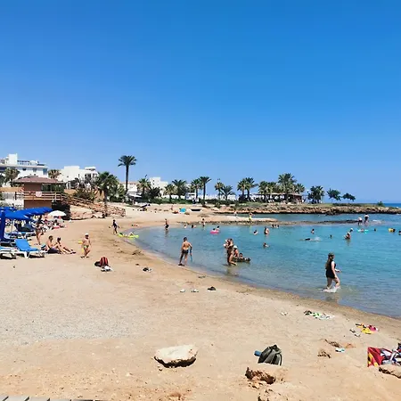 Relax By The Sea Апартаменты