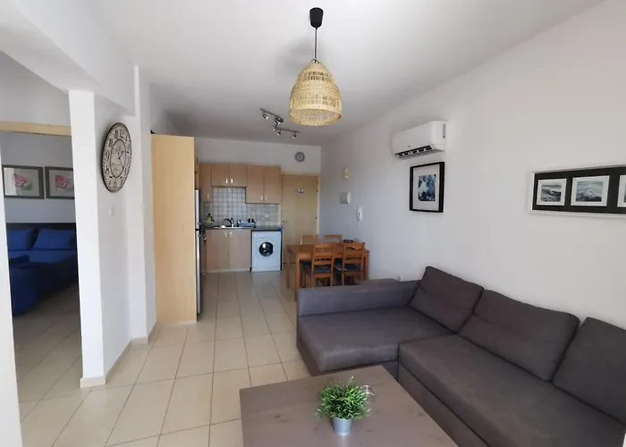 Relax By The Sea * Protaras