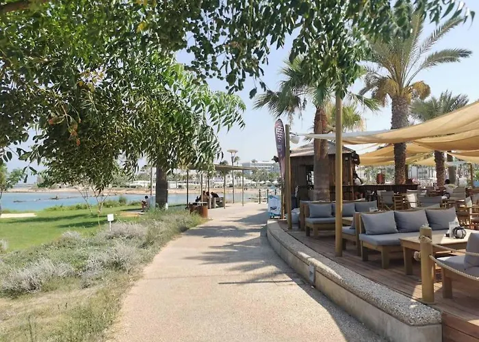 Relax By The Sea Appartamento Protaras