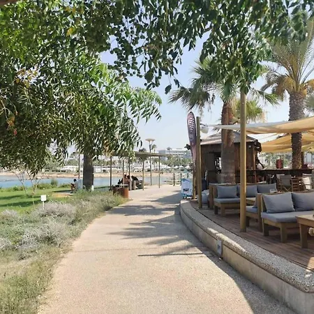 Relax By The Sea דירה פרוטאראס